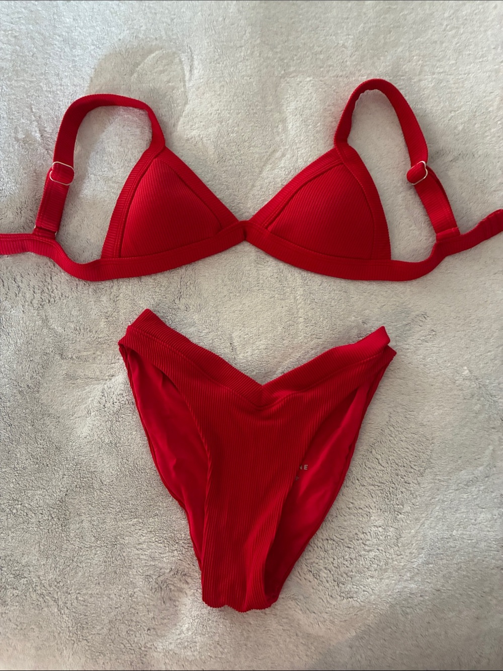 Oneone Kameron top and Jesse bottom two piece red ribbed size medium